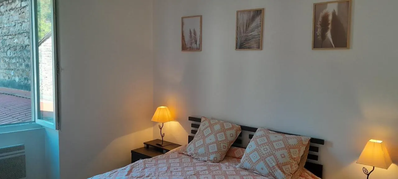 Appart'Hôtel Lagnieu 0*,